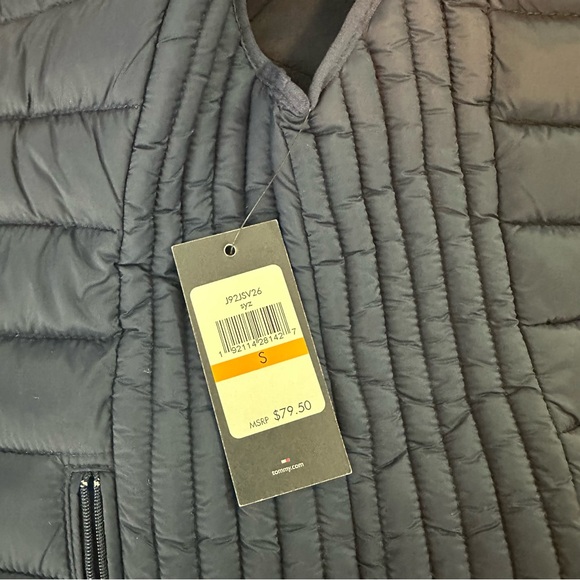 Tommy Hilfiger Navy Packable Lightweight Vest Small NWT Gold Logo Detail - Picture 12 of 12